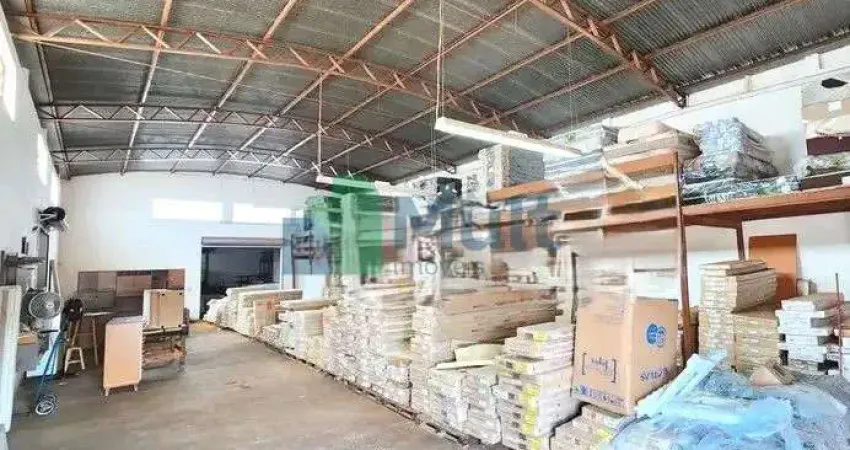 Galpão Comercial em excelente localização no Bairro Jd. Maria Goretti com terreno de 610m² e 454m² de área construída, próximo ao SUS. - GA0167