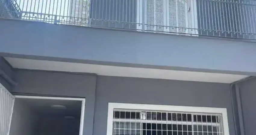 Sobrado Vila Santa Catarina 140 metros 02 quartos amplos e 02 vagas garagem