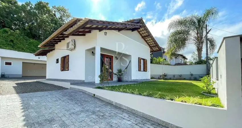 Casa com 4 quartos e edícula no três rios do sul – conforto e espaço para a família inteira &#127969;