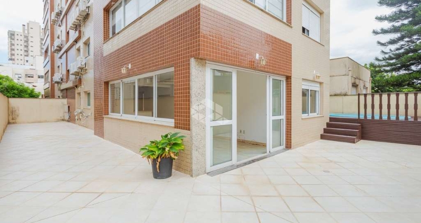 Desfrute do conforto e sofisticpação neste exclusivo apartamento Garden no coração de Petrópolis