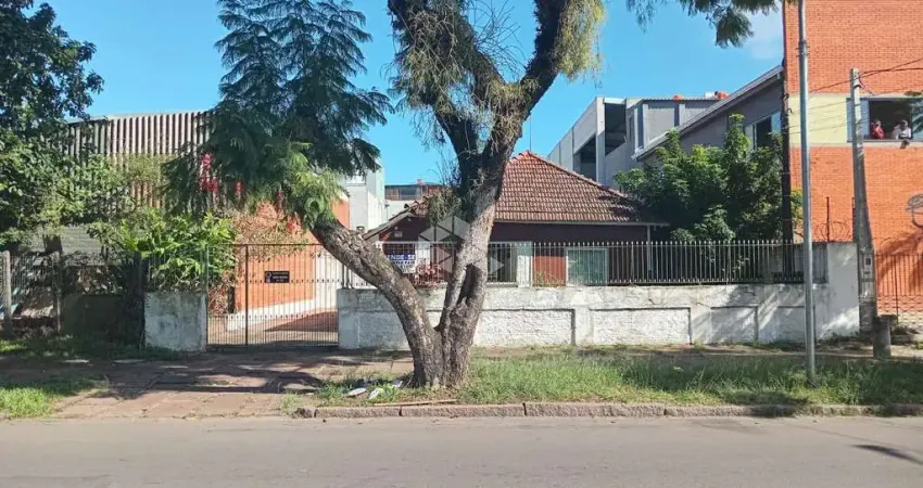 Terreno no Cristal com 819m².