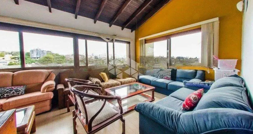 Casa com 3 quartos à venda na Rua Estácio de Sá, 78, Chácara das Pedras, Porto Alegre