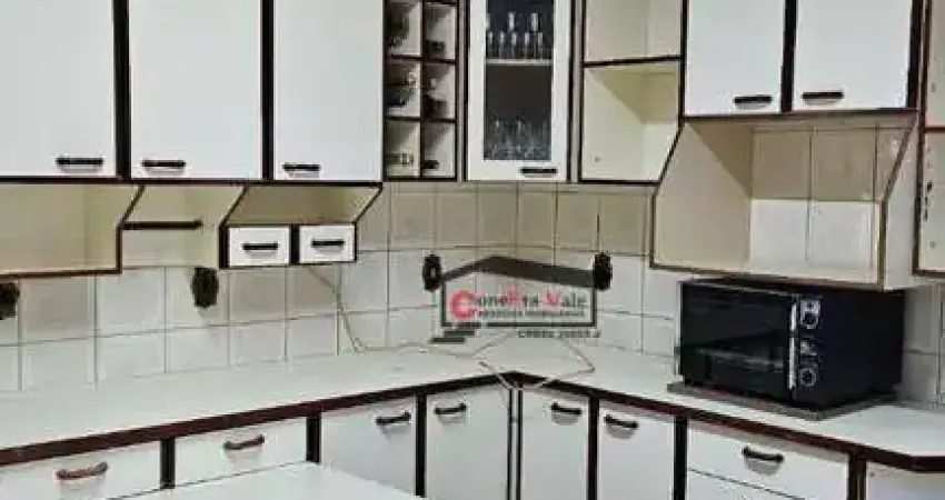 Sobrado com 4 dormitórios à venda, 200 m² por R$ 1.100.000,00 - Jardim das Indústrias - São José dos Campos/SP