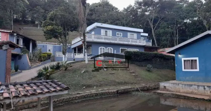 Chácara com 3 dormitórios à venda, 2500 m² por R$ 1.060.000,00 - Vila Dirce - São José dos Campos/SP