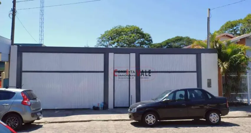 Ótimo Ponto Comercial no Centro com 5 salas grandes