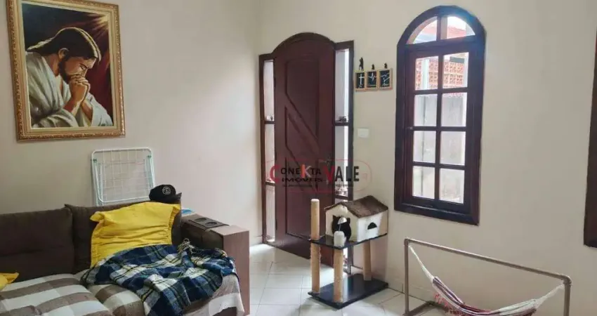 Casa com 3 dormitórios à venda, 220 m² por R$ 750.000 - Bosque dos Eucaliptos - São José dos Campos/SP