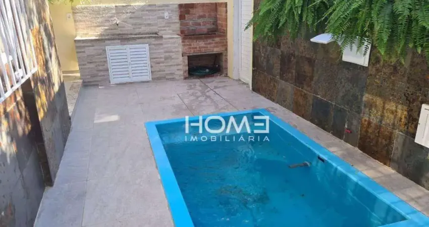 Linda Casa Duplex em condomínio