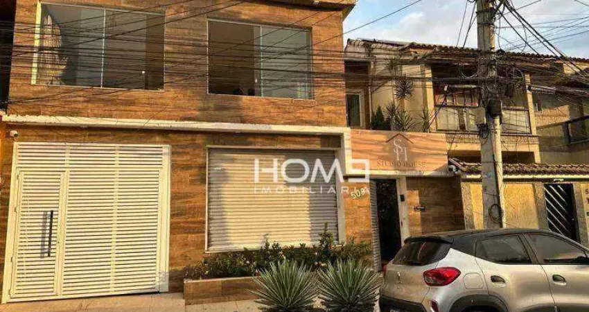 Sobrado com 4 dormitórios à venda, 260 m² por R$ 997.500,00 - Gardênia Azul - Rio de Janeiro/RJ