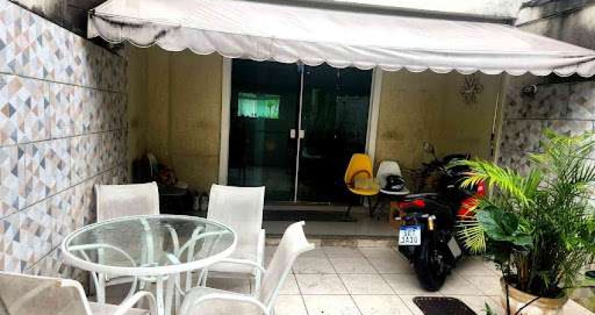 Casa com 3 dormitórios à venda, 130 m² por R$ 480.000,00 - Freguesia (Jacarepaguá) - Rio de Janeiro/RJ