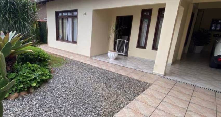 Casa com 3 quartos à venda no Floresta, Joinville 