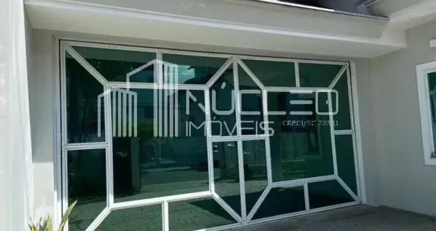Casa com 3 quartos à venda no Iririú, Joinville 