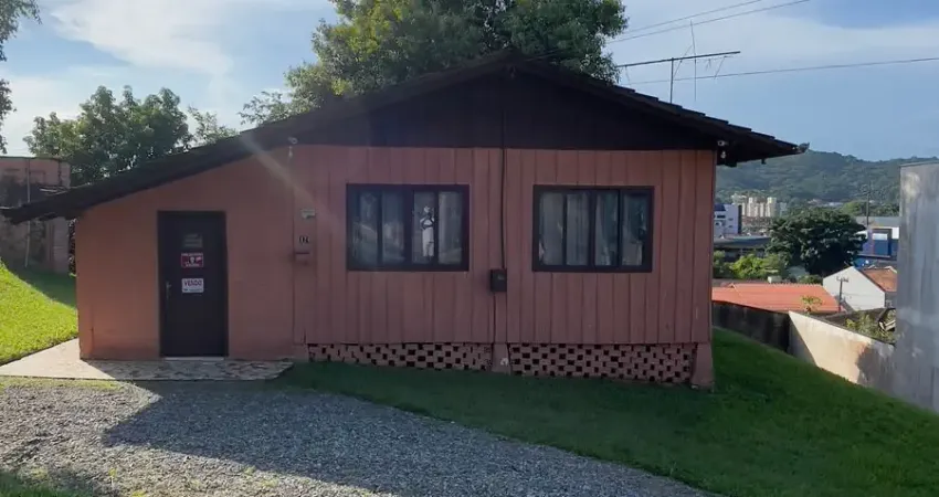 Terreno à venda no Iririú, Joinville 