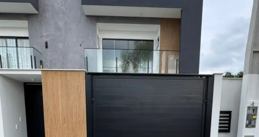 Geminado Alto Padrão no bairro Floresta