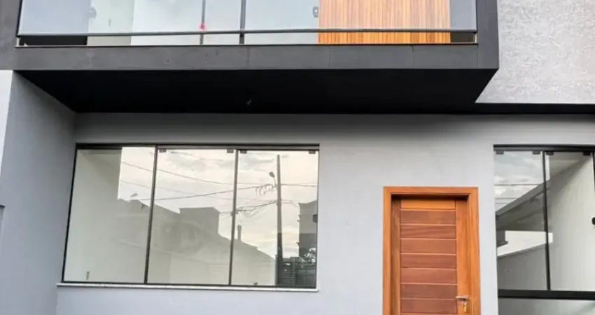 Casa com 3 quartos à venda no Jardim Sofia, Joinville 