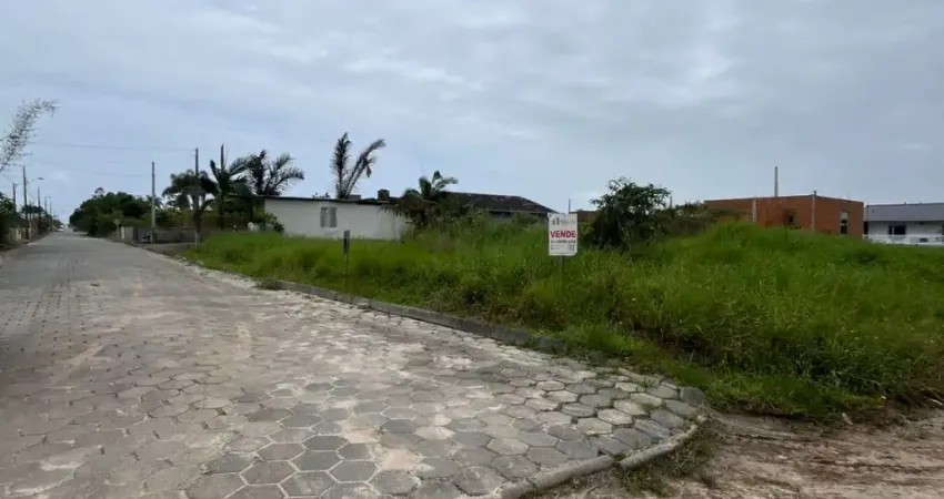 Terreno à venda na Praia do Ervino, São Francisco do Sul 