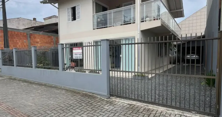 Casa com 5 quartos à venda no Ubatuba, São Francisco do Sul 