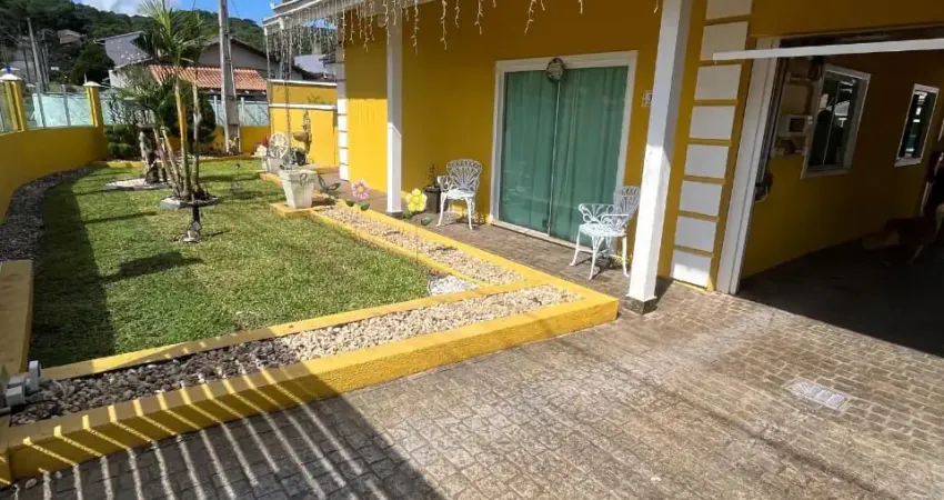 Casa com 3 quartos à venda no Parque Guarani, Joinville 