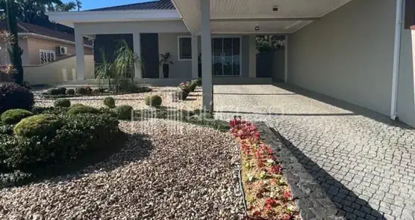 Casa com 3 quartos à venda no João Costa, Joinville 