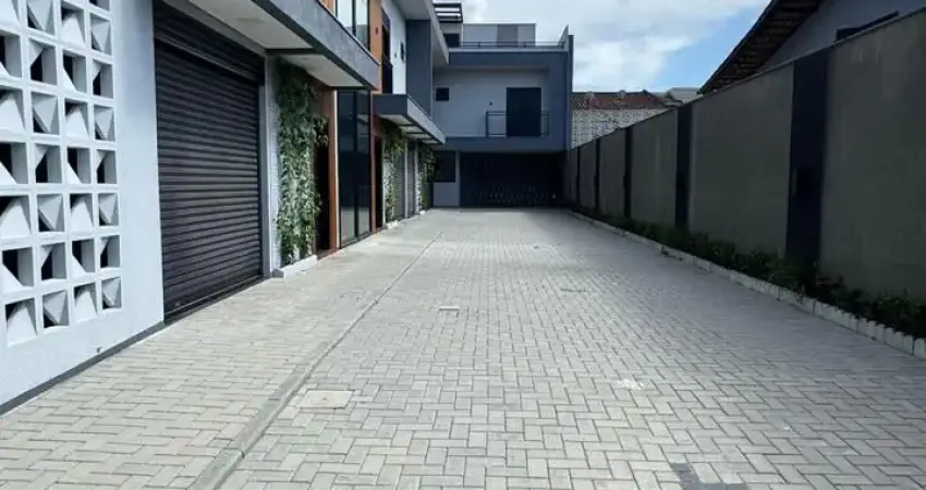 Casa com 3 quartos à venda no Bom Retiro, Joinville 
