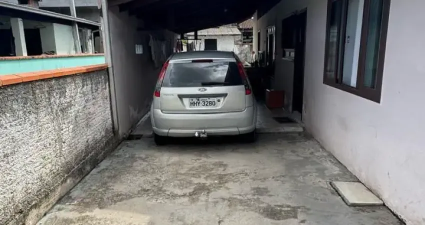 Casa com 3 quartos à venda no Costa e Silva, Joinville 
