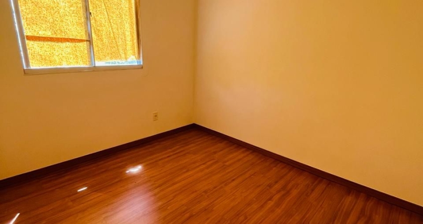 Apartamento em Condomínio Fechado com Piscina no Vila Nova