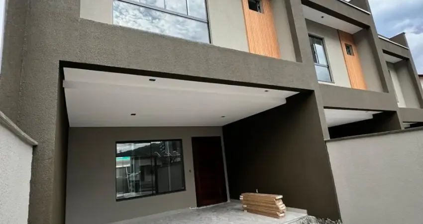 Casa com 3 quartos à venda no Saguaçu, Joinville