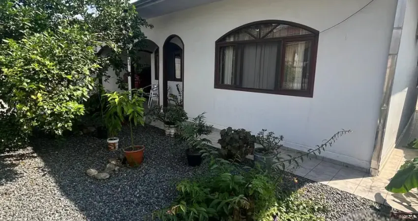 Casa com 4 quartos à venda no Floresta, Joinville 