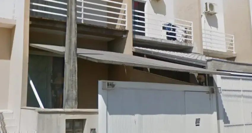 Casa com 2 quartos à venda no Boehmerwald, Joinville 