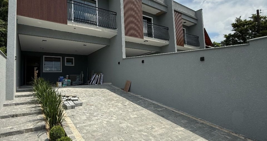 Casa com 3 quartos à venda no São Marcos, Joinville 
