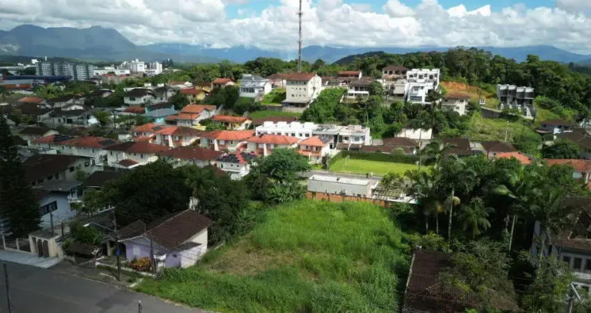 Terreno à venda no Bom Retiro, Joinville 