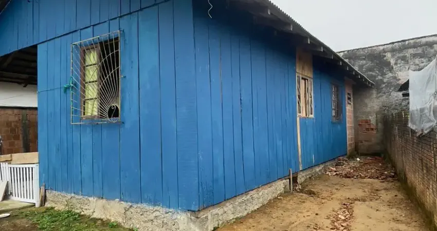 Casa com 2 quartos à venda no João Costa, Joinville 