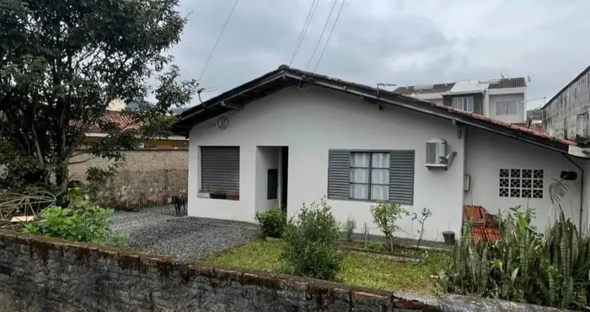 Casa com 2 quartos à venda no Paranaguamirim, Joinville 