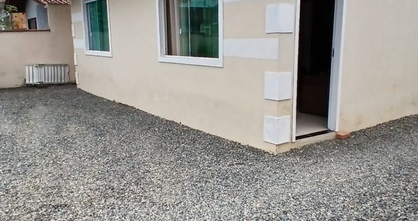 Casa com Piscina no João Costa