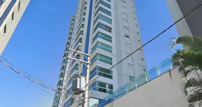 Lindo apartamento de alto padrão planejado na beira-mar em itacolomi