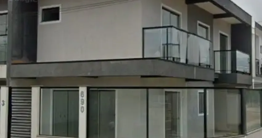 Lindo geminado de esquina pronto para morar em excelente localização no bairro itacolomi