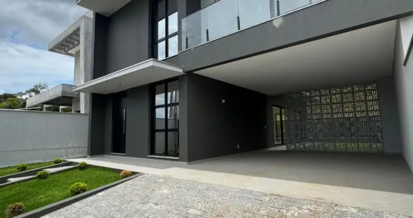 Lindo sobrado alto padrão em condomínio fechado no bairro itinga em joinville