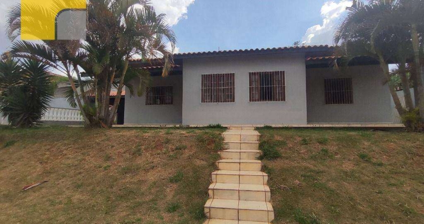 Casa com 3 dormitórios à venda, 190 m² por R$ 580.000,00 - Residencial Hípica Jaguari - Bragança Paulista/SP