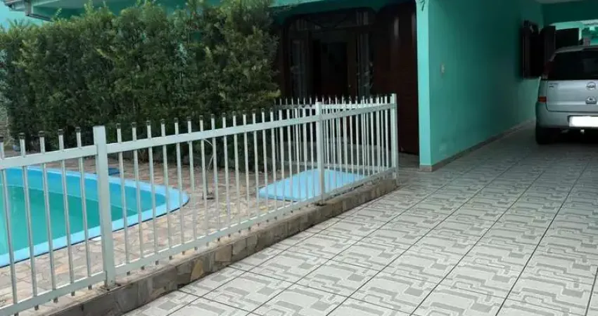 Casa para Venda em Joinville, Costa e Silva, 4 dormitórios, 1 suíte, 3 banheiros, 4 vagas