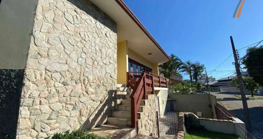 Casa com 4 dormitórios à venda, 258 m² por r$ 2.200.000,00 - itaguaçu - florianópolis/sc
