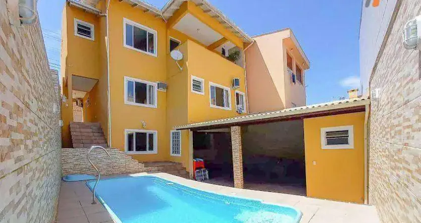 Casa com 5 dormitórios à venda, 300 m² por R$ 900.000,00 - Estreito - Florianópolis/SC