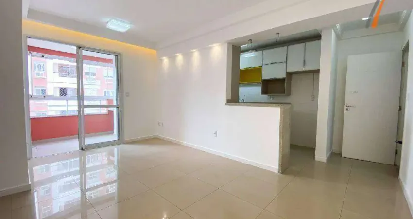 Apartamento com 3 dormitórios à venda, 82 m² por R$ 729.000,00 - Barreiros - São José/SC