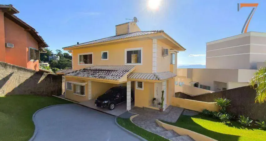 Casa com 5 dormitórios à venda, 280 m² por R$ 2.460.000,00 - Centro - Florianópolis/SC