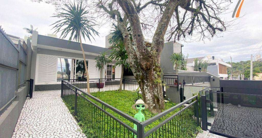 Casa com 4 dormitórios à venda, 330 m² por R$ 2.240.000,00 - Bom Abrigo - Florianópolis/SC