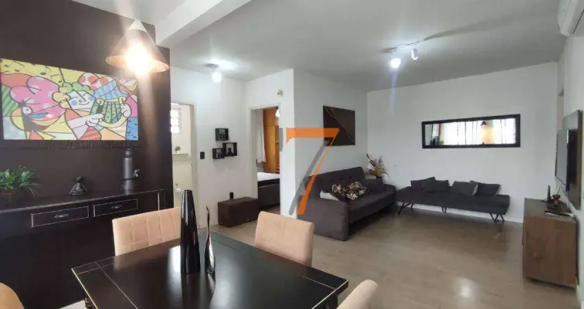 Casa com 3 dormitórios para alugar, 130 m² por R$ 6.180,00/mês - Estreito - Florianópolis/SC