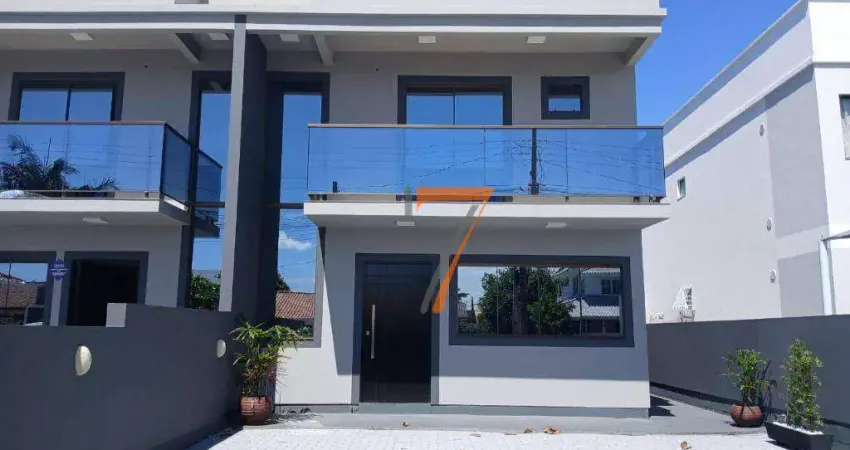 Casa com 3 dormitórios à venda, 114 m² por R$ 850.000,00 - Praia Do Sonho (Ens Brito) - Palhoça/SC