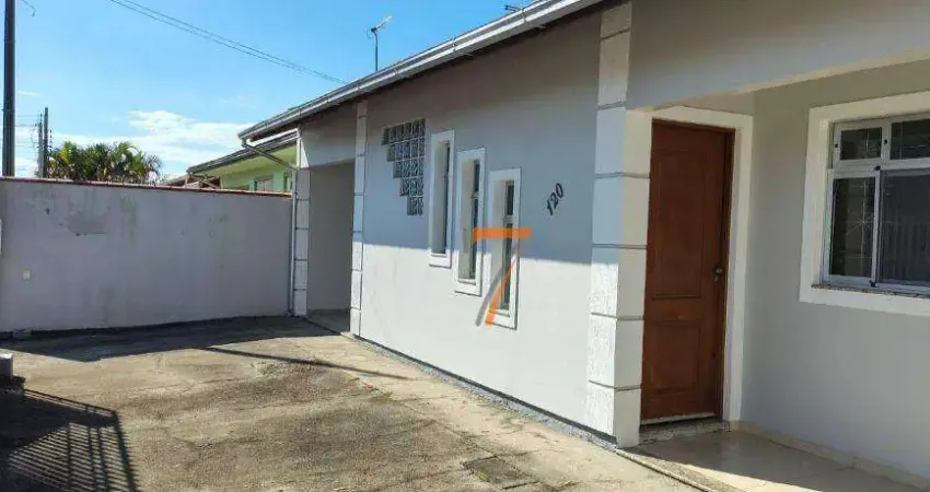 Casa com 3 dormitórios para alugar, 130 m² por R$ 3.600,00/mês - Centro - Biguaçu/SC