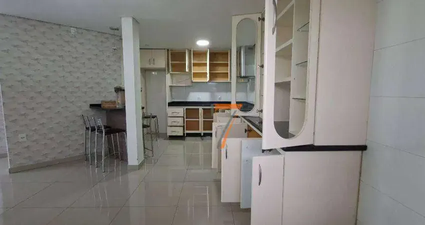 Casa com 3 dormitórios para alugar, 125 m² por R$ 4.291,40/mês - Centro - Biguaçu/SC
