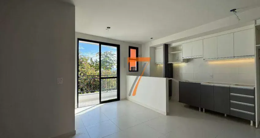NOVO - 2 Dormitórios - Sacada com Churrasqueira - Vaga Livre e Coberta - Face Norte - Cond. Clube - R$420.000,00