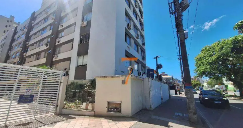 Apartamento com 3 dormitórios à venda, 81 m² por R$ 690.000,00 - Centro - Florianópolis/SC