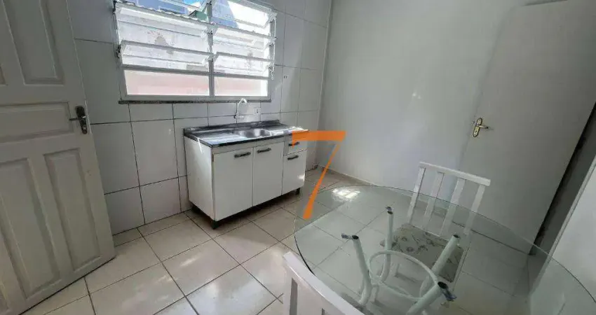 Apartamento com 1 dormitório para alugar, 4 m² por R$ 1.650,01/mês - Estreito - Florianópolis/SC